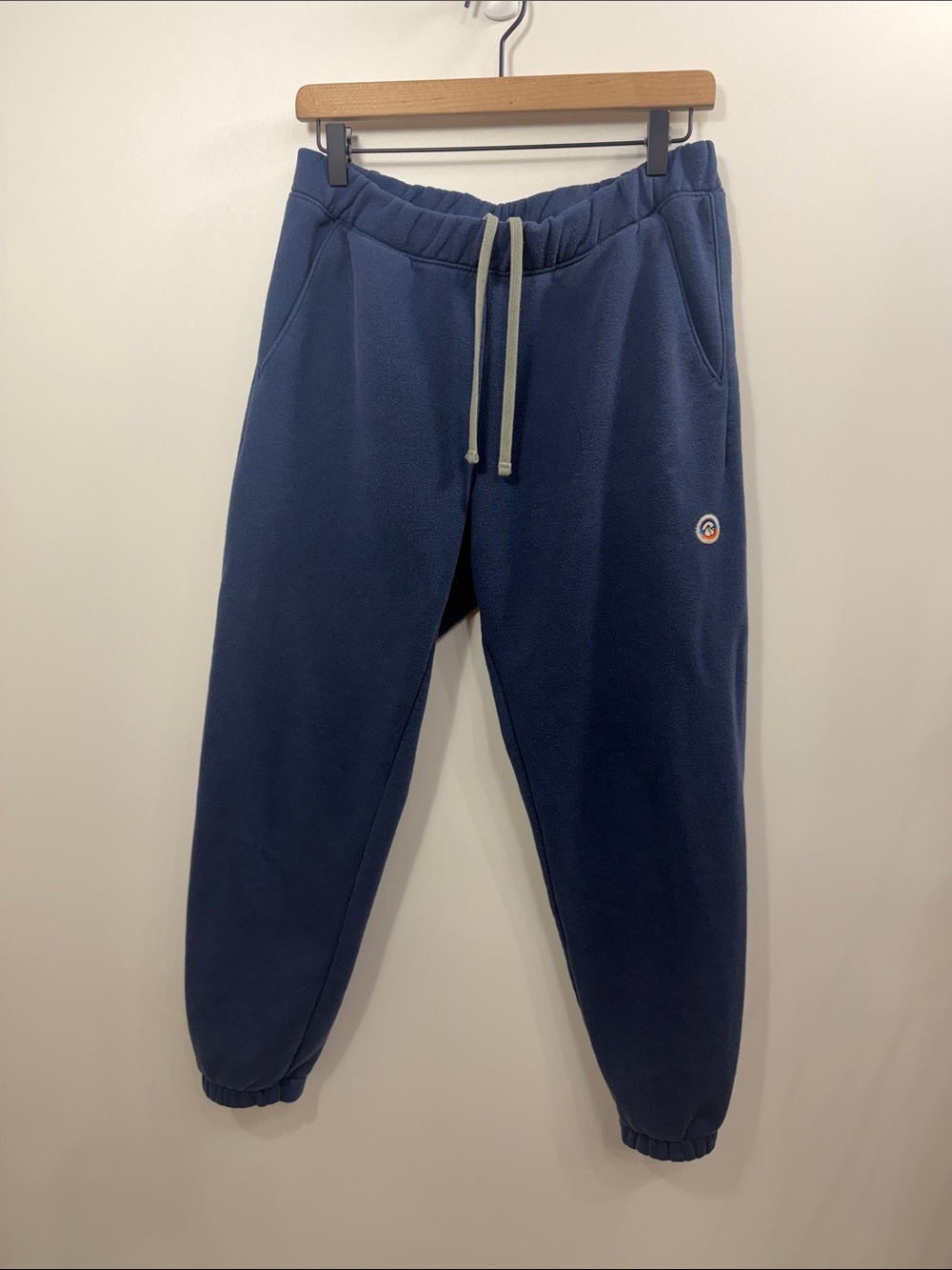 Patagonia Men’s Fitz Roy Icon Uprisal sweatpants blue size small